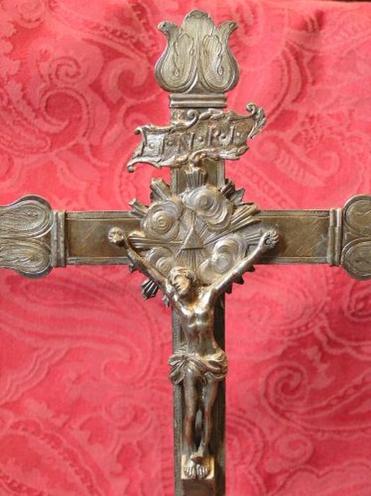 croix style Restauration, détail