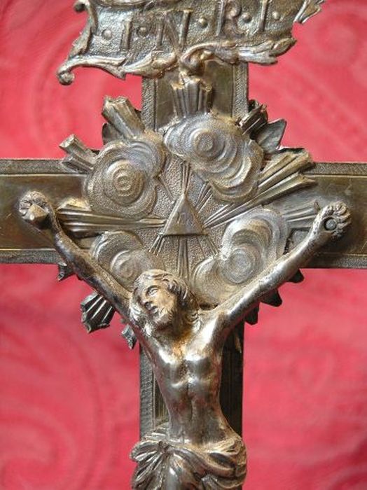 croix style Restauration, détail
