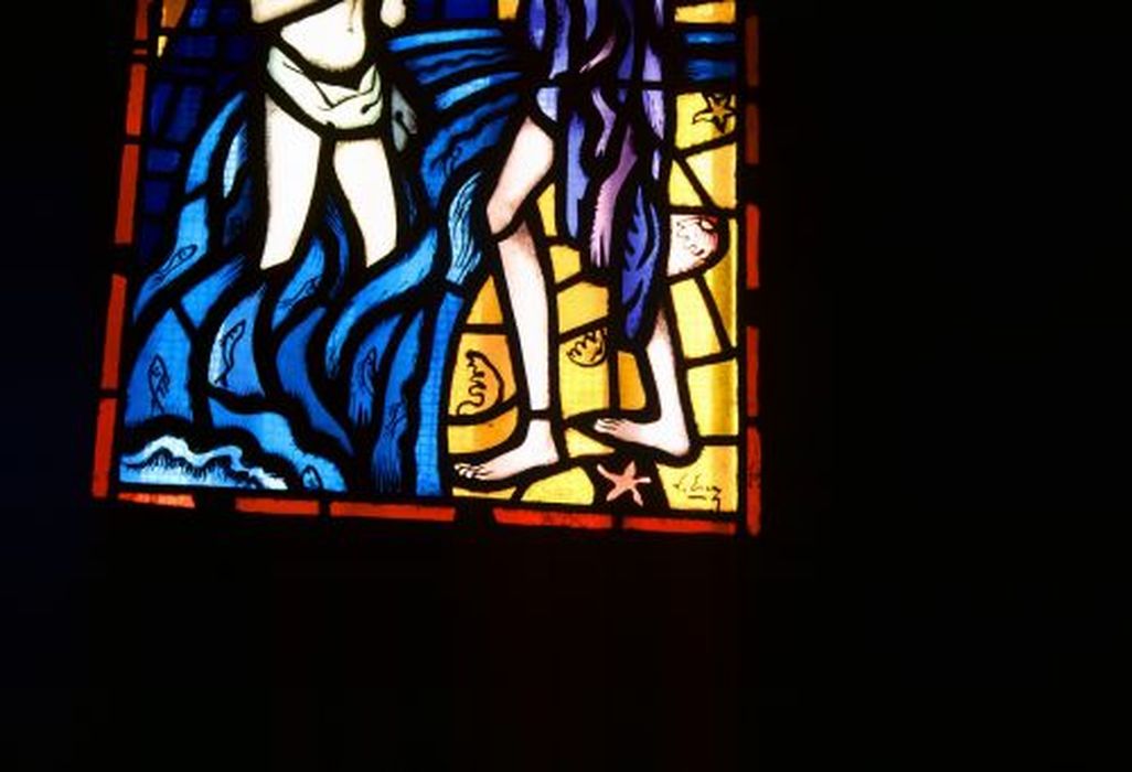 verrière : Baptême du Christ, détail - © Ministère de la Culture (France), Conservation des antiquités et des objets d’art de l'Ariège – Tous droits réservés 