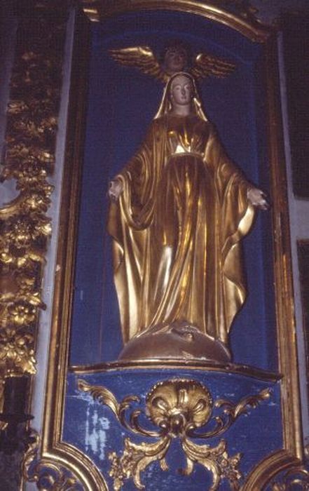 statue : Vierge (la)