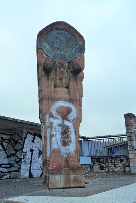 sculpture monumentale dédiée à Aristide Bergès - © Ministère de la Culture (France), Conservation des antiquités et des objets d’art de l'Ariège – Tous droits réservés