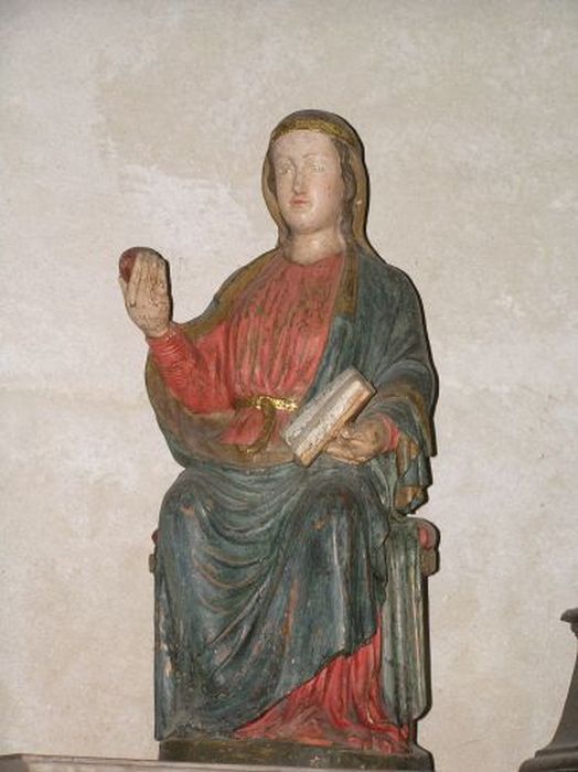 statue : Sainte assise (Vierge ?)