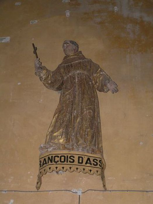 Statue : Saint François d'Assise tenant la croix