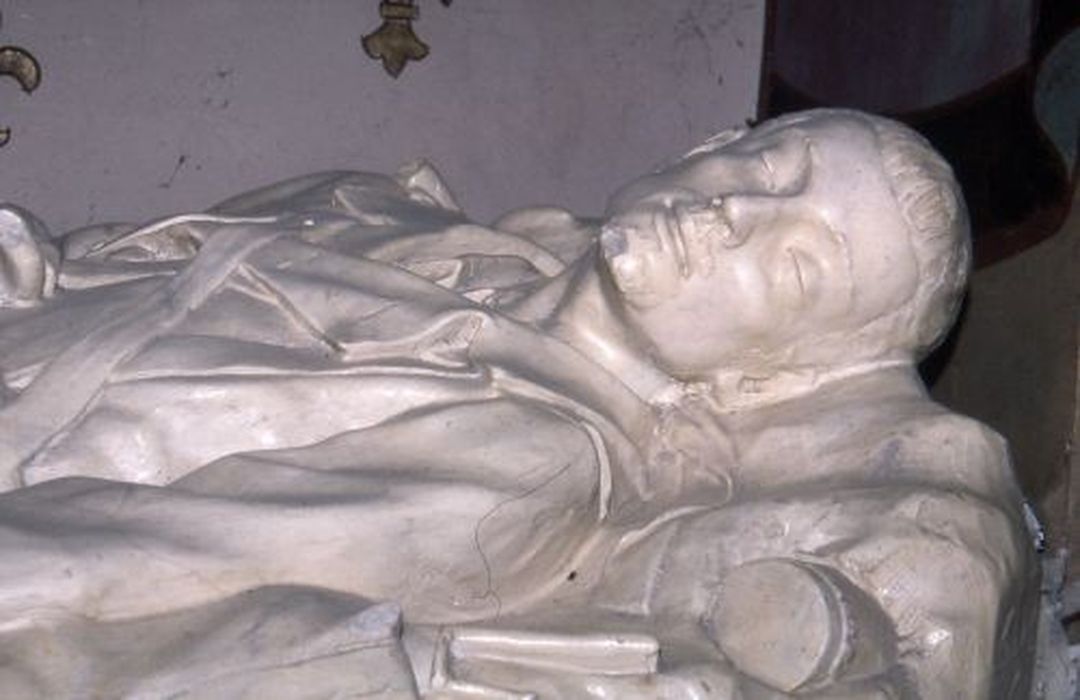 monument aux morts, vue partielle - © Ministère de la Culture (France), Conservation des antiquités et des objets d’art de l'Ariège – Tous droits réservés 