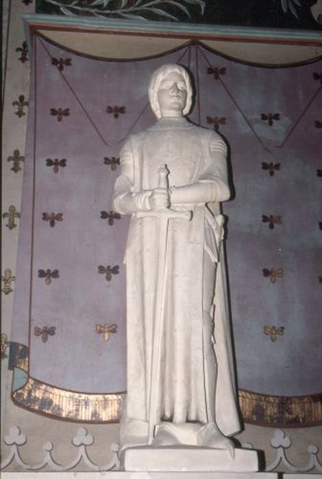 monument aux morts, statue : Sainte Jeanne d'Arc - © Ministère de la Culture (France), Conservation des antiquités et des objets d’art de l'Ariège – Tous droits réservés 