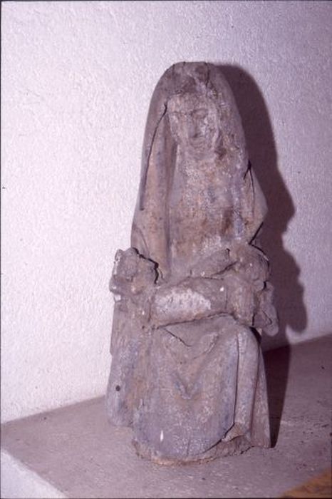 Groupe sculpté : Vierge de Pitié