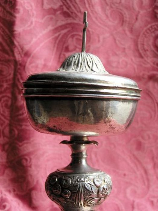 ciboire, détail - © Ministère de la Culture (France), Conservation des antiquités et des objets d’art de l'Ariège – Tous droits réservés 