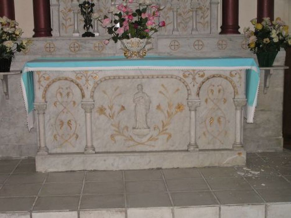 autel de Saint-Joseph et tabernacle - © Ministère de la Culture (France), Conservation des antiquités et des objets d’art de l'Ariège – Tous droits réservés 