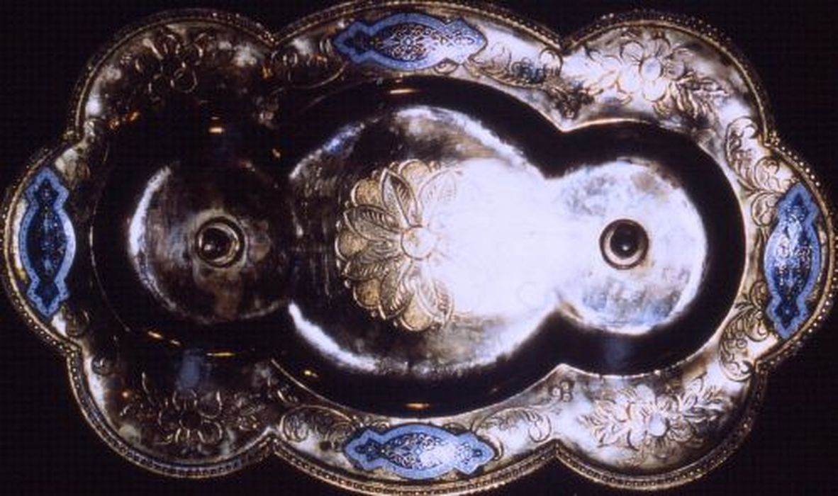plateau à burettes - © Ministère de la Culture (France), Conservation des antiquités et des objets d’art de l'Ariège – Tous droits réservés