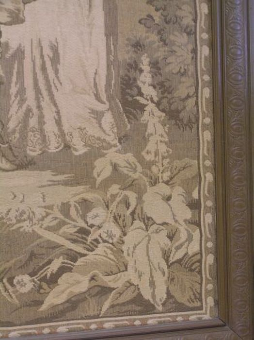 pièce murale (tapisserie) : Scène galante près d'un théâtre d'Amour, détail - © Ministère de la Culture (France), Conservation des antiquités et des objets d’art de l'Ariège – Tous droits réservés 