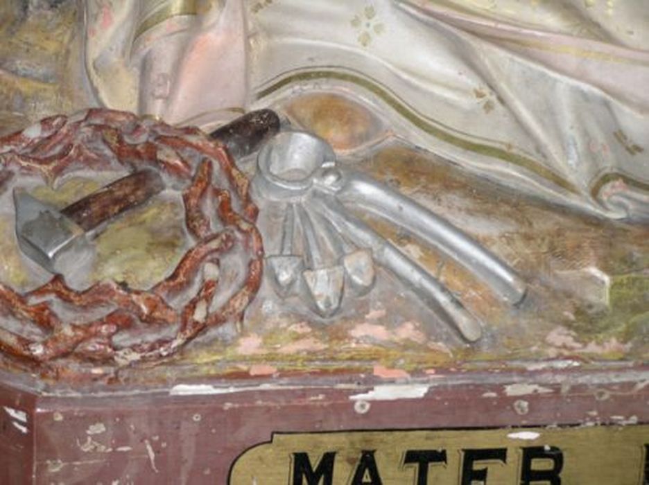 groupe sculpté : Vierge de pitié, détail - © Ministère de la Culture (France), Conservation des antiquités et des objets d’art de l'Ariège – Tous droits réservés 