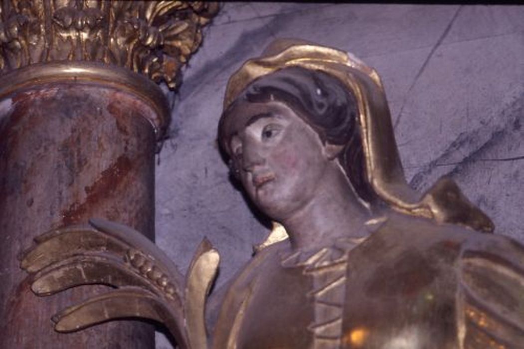 statue : Sainte Lucie, détail - © Ministère de la Culture (France), Conservation des antiquités et des objets d’art de l'Ariège – Tous droits réservés 