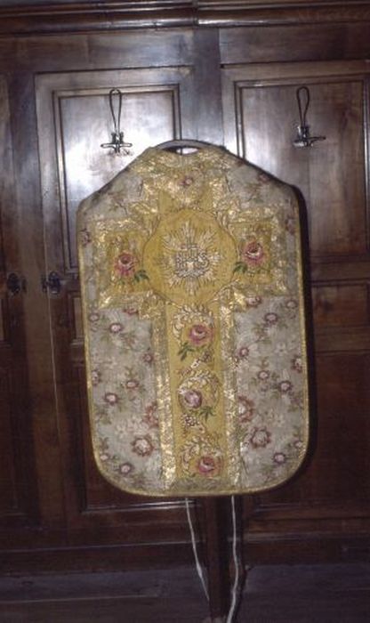 chasuble (ornement doré)