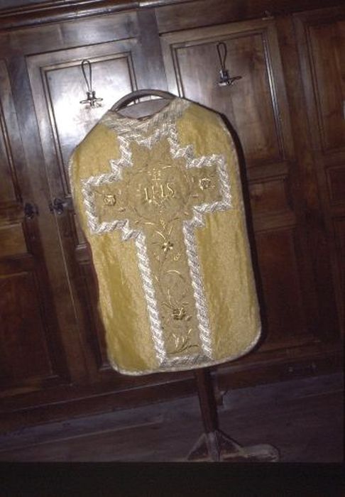 chasuble (ornement doré)