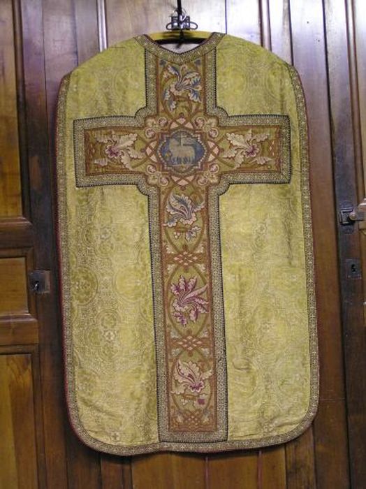 chasuble (ornement doré)