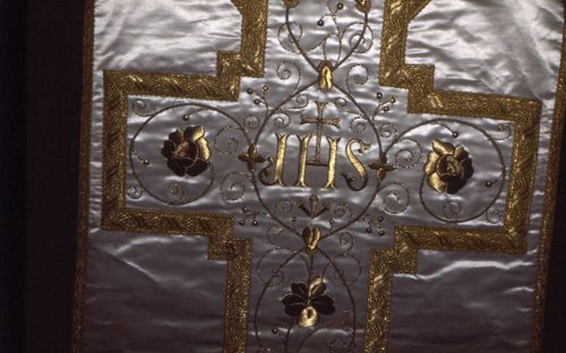 chasuble (ornement blanc), détail