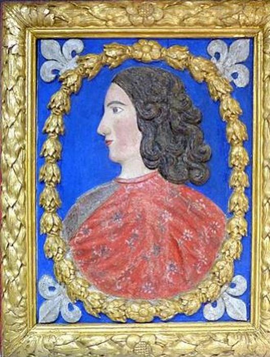 bas-relief : Buste d'homme - © Ministère de la Culture (France), Conservation des antiquités et des objets d’art de l'Ariège – Tous droits réservés 