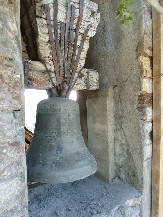 cloche sud - © Ministère de la Culture (France), Conservation des antiquités et des objets d’art de l'Ariège – Tous droits réservés 
