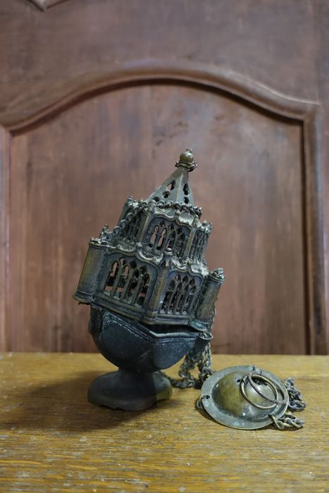 encensoir - © Ministère de la Culture (France), Conservation des antiquités et des objets d’art de l'Ariège – Tous droits réservés 