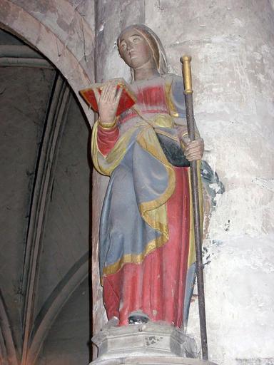 Statue : Sainte Savine, vue générale