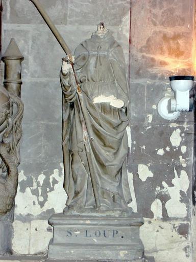 Statue : Saint Loup, vue générale