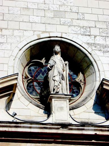 Statue : sainte Maximiniole