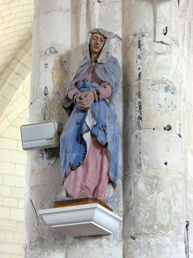 Statue : Vierge, vue générale - © Ministère de la Culture, 2003 ; © Conseil régional de Champagne-Ardenne, 2003 ; © Conseil général de l'Aube, 2003