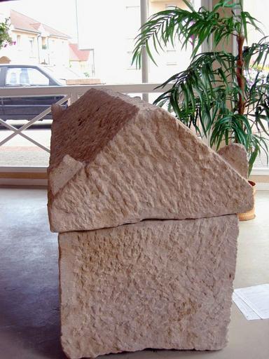Couvercle de sarcophage
