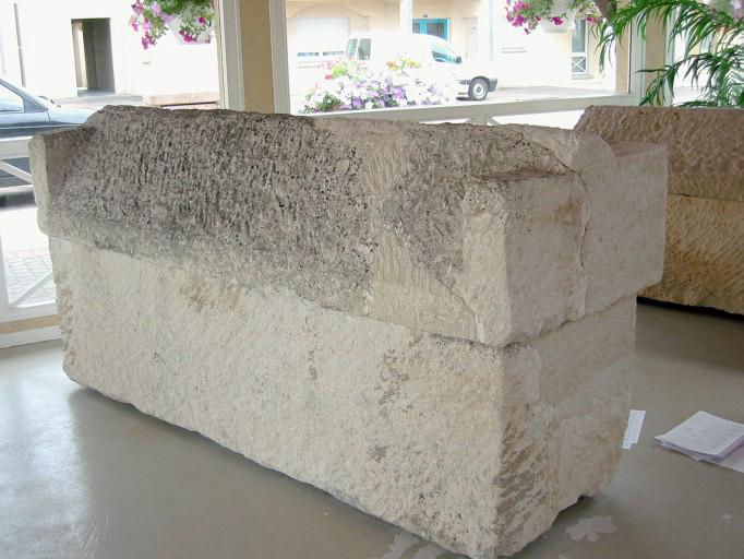 Couvercle de sarcophage