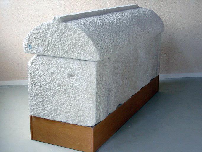 Couvercle de sarcophage