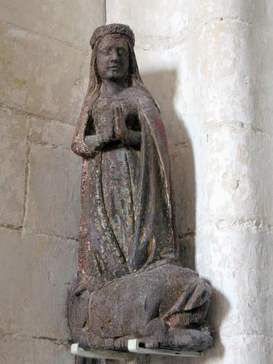 Statue : Sainte Marguerite, vue générale - © Ministère de la Culture, 2003 ; © Conseil régional de Champagne-Ardenne, 2003 ; © Conseil général de l'Aube, 2003