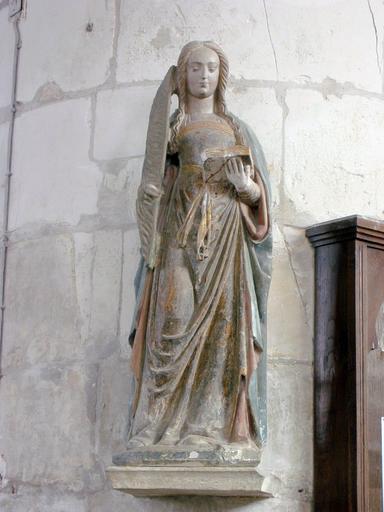 Statue : Sainte Julie, vue générale