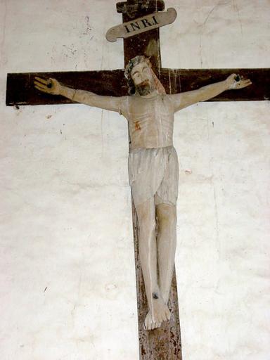 Sculpture : Christ en croix