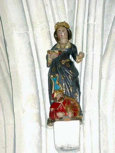 Statue : Sainte Catherine, vue générale