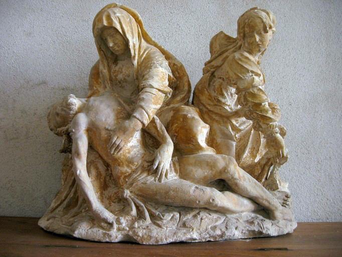 Groupe sculpté : Vierge de Pitié, vue générale