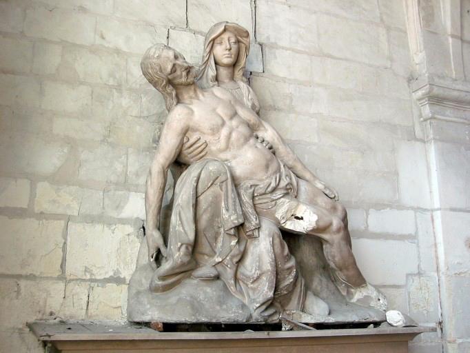 Groupe sculpté : Vierge de Pitié