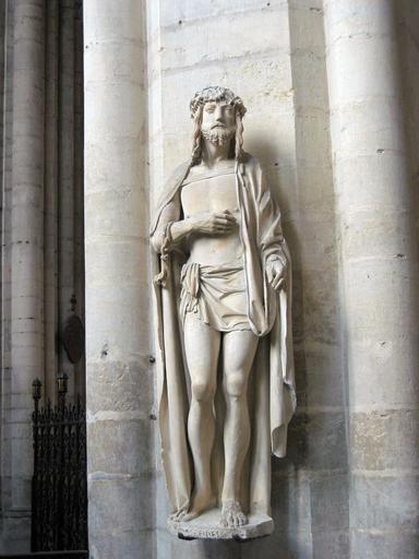 6e chapelle nord (chapelle du Sacré-Coeur), pilier