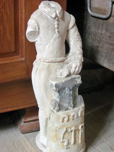 Statuette : Saint Éloi