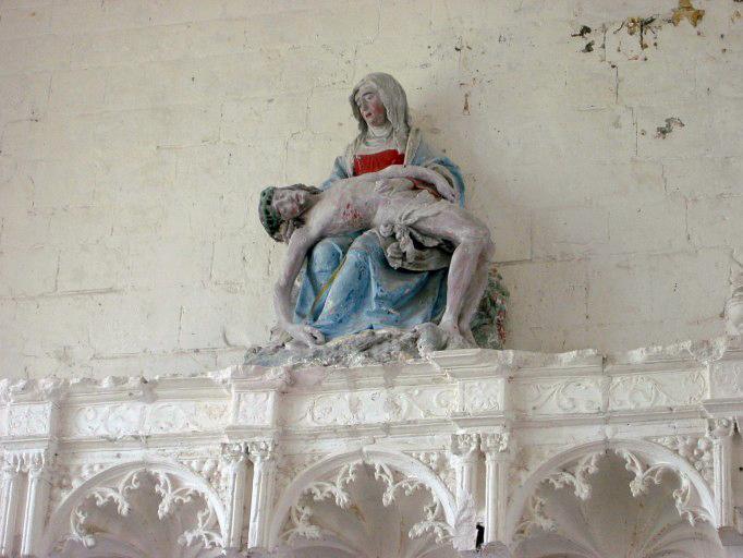 Groupe sculpté : Vierge de Pitié