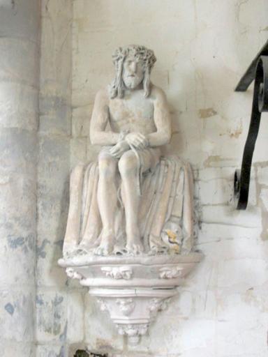 Statue : Christ de Pitié, vue générale