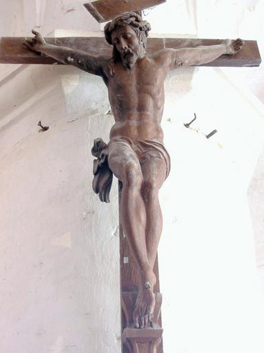 Sculpture : Christ en croix, vue générale - © Ministère de la Culture, 2003 ; © Conseil régional de Champagne-Ardenne, 2003 ; © Conseil général de l'Aube, 2003