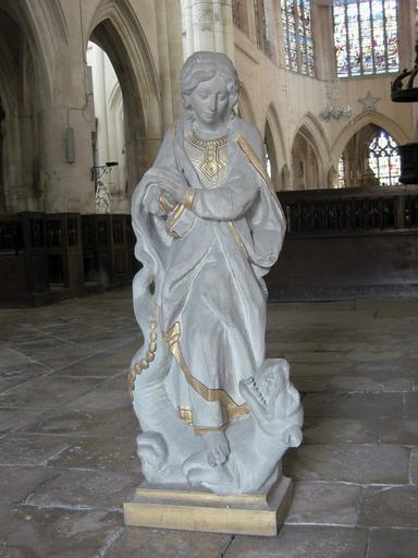 Statue : Sainte Marguerite, vue générale - © Ministère de la Culture, 2003 ; © Conseil régional de Champagne-Ardenne, 2003 ; © Conseil général de l'Aube, 2003