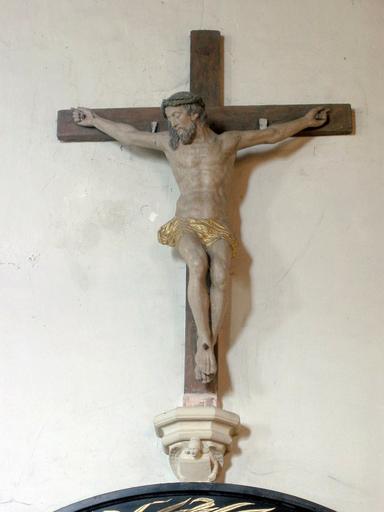 Sculpture : Christ en Croix