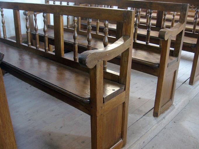 Bancs de fidèle, vue partielle, côté sud-de la nef - © Ministère de la Culture, 2003 ; © Conseil régional de Champagne-Ardenne, 2003 ; © Conseil général de l'Aube, 2003
