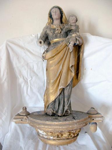 Bâton de procession de confrérie : Vierge à l'Enfant, vue générale - © Ministère de la Culture, 2003 ; © Conseil régional de Champagne-Ardenne, 2003 ; © Conseil général de l'Aube, 2003