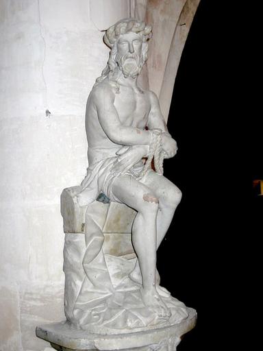 Statue : Christ de Pitié