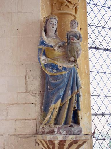 Statue : Vierge à l'Enfant, vue générale