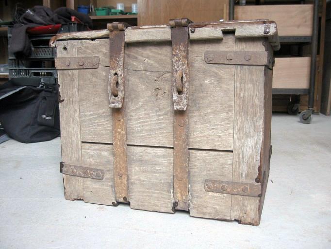Coffre à archives (déposé en mairie), vue générale