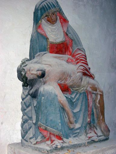 Statue : Vierge de Pitié, vue générale