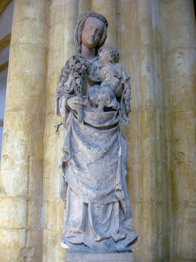 Statue : Vierge à l'Enfant au bouquet, vue générale